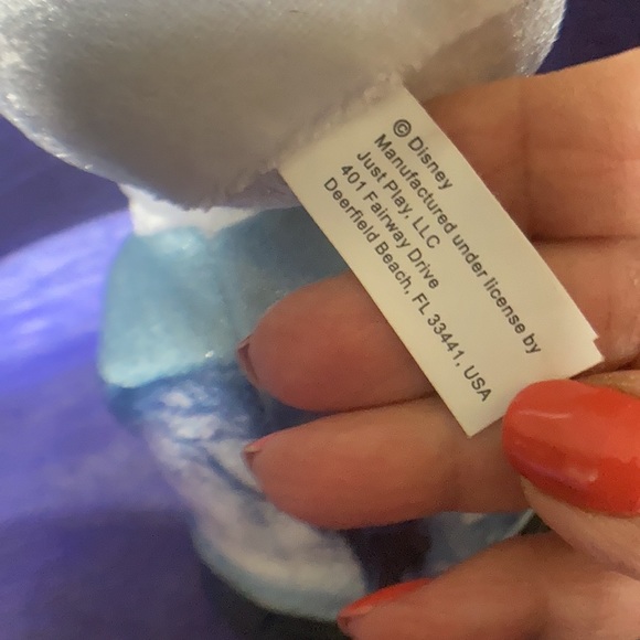 Disney Frozen spinning, talking and singing Olaf - Picture 6 of 7